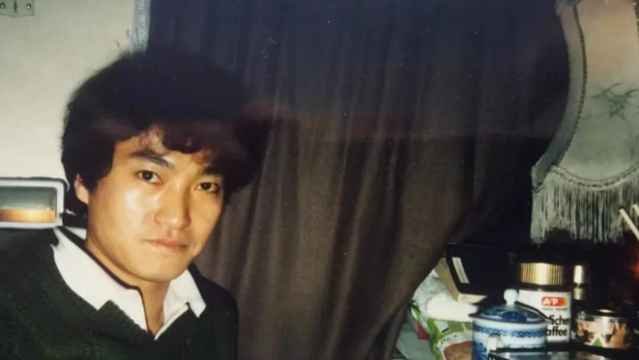 80年代300美元，路遥访问德国，刚一入境就被偷了