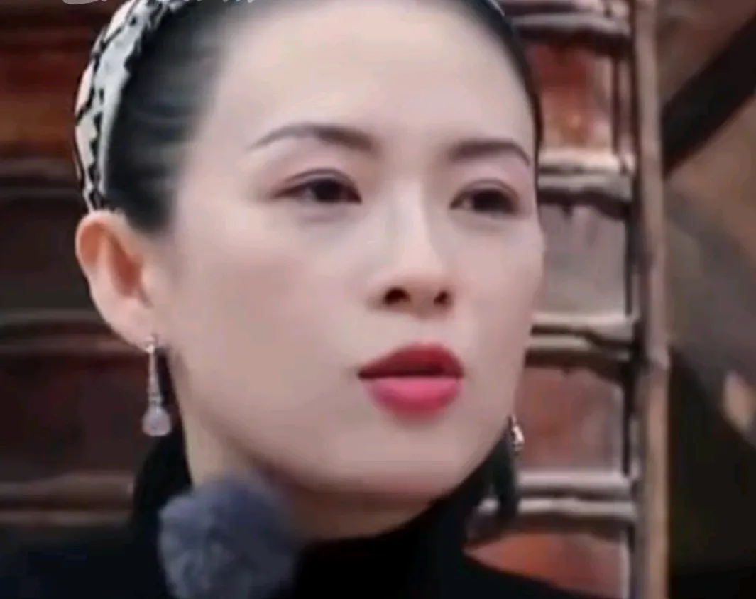章子怡哥哥才是人间清醒！

据说当年汪峰向章子怡求婚，章子怡全家反对，她哥哥和嫂