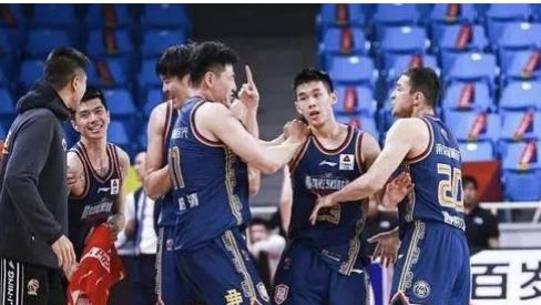 广东大战同曦12人大名单公布：黄明依顶替任骏飞，杜锋弃用张明池张昊