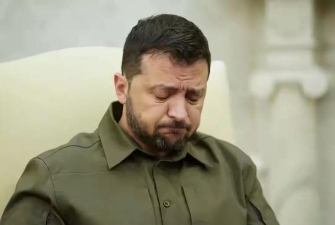 泽连斯基暗示北约可以接受停战协议？

打到最后，斯基理性起来了，这仗再打下去扳不