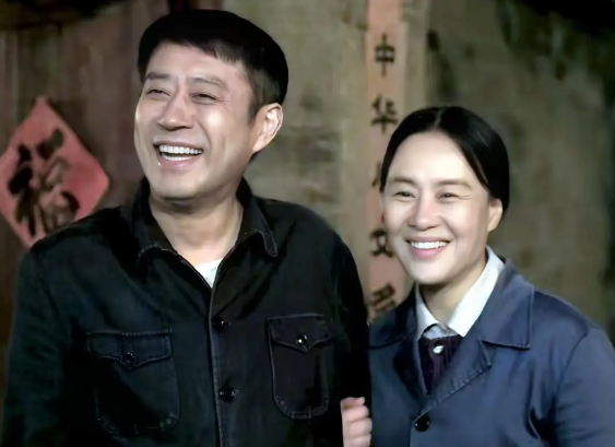《六姊妹》：何常胜一家的生活水平比上不足比下有余！

何常胜老家是扬州江都人，新