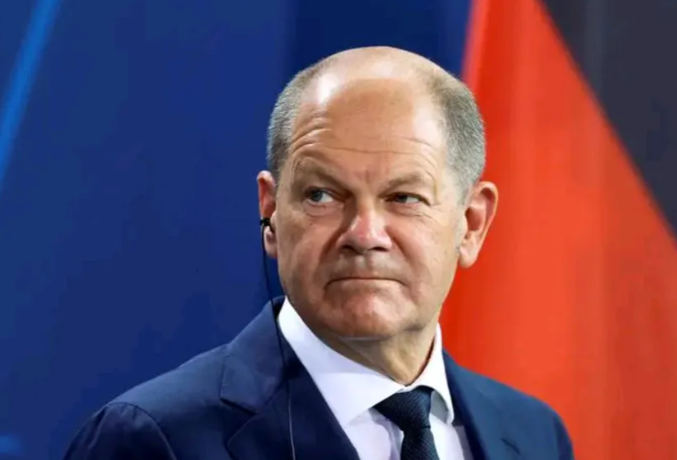 德国总理朔尔茨宣布重要消息！
朔尔茨10月10日宣布，德国将进一步向以色列交付武