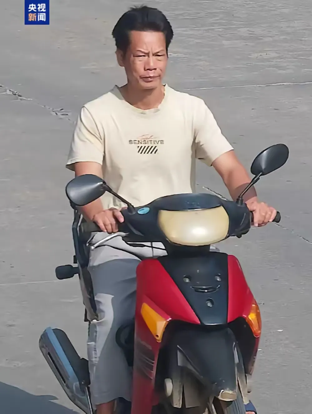 广西防城港命案嫌犯卢成生活内幕曝光：

1. 卢成家有五个兄弟，他跟兄弟们关系挺