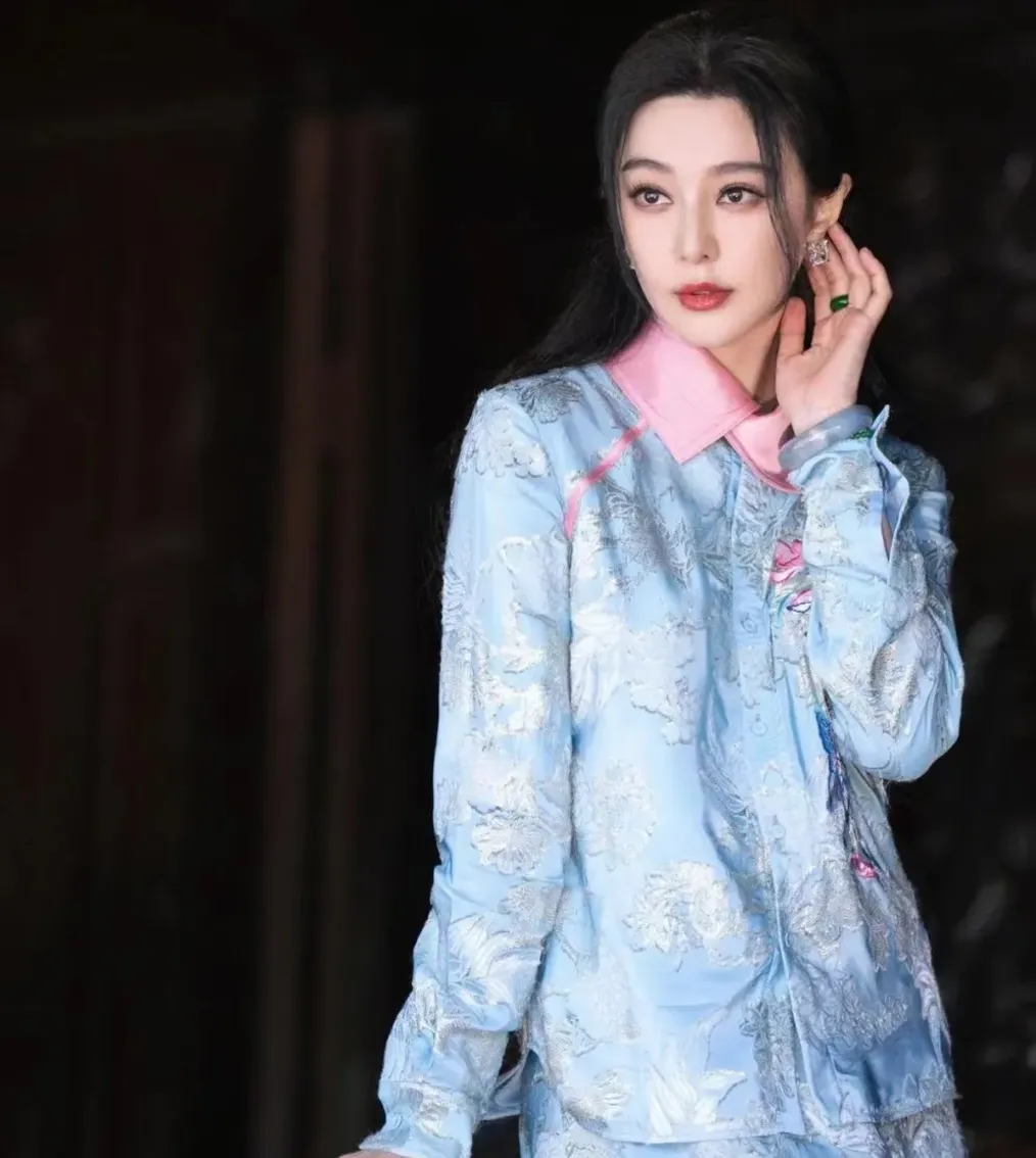 43岁范冰冰香港过中秋，穿新中式美如画中仙，不愧是东方美人第一人！（范冰冰在香港两年）-第3张图片-九妖电影
