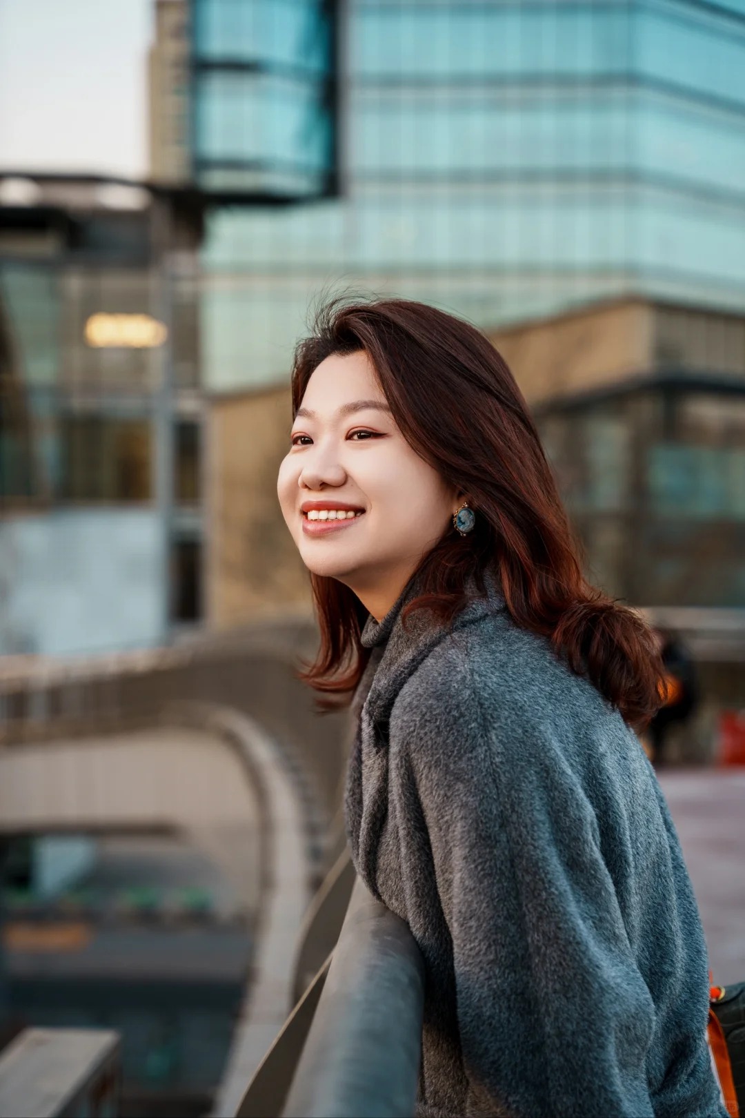我站在桥上看风景
看来华贸桥的金色时刻和蓝色时刻
📷@泽龙
