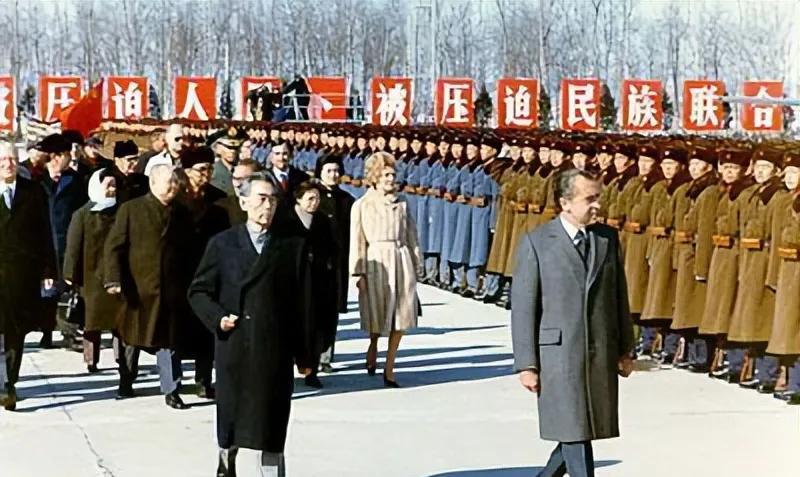 模仿中国的国家，没有学到精髓
1，朝鲜想学习当年中国，以为通过造原子弹，就可以