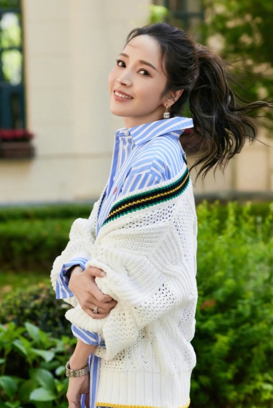 侯佩岑的婚姻生活
