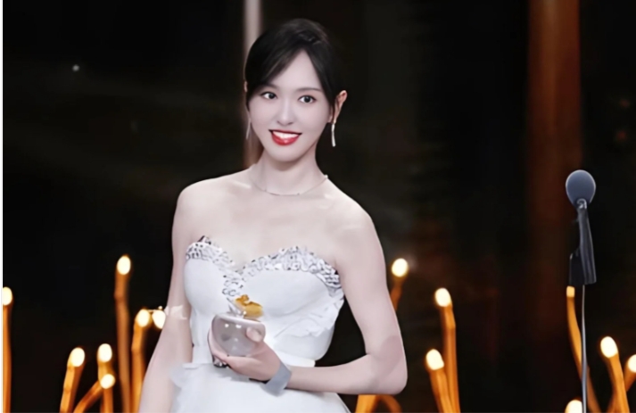 唐嫣的世界：300 个联系人的非凡意义