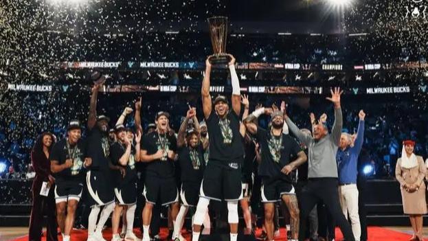 恭喜哈姆，字母哥大三双夺MVP，雄鹿97-81力克雷霆拿下NBA杯冠军