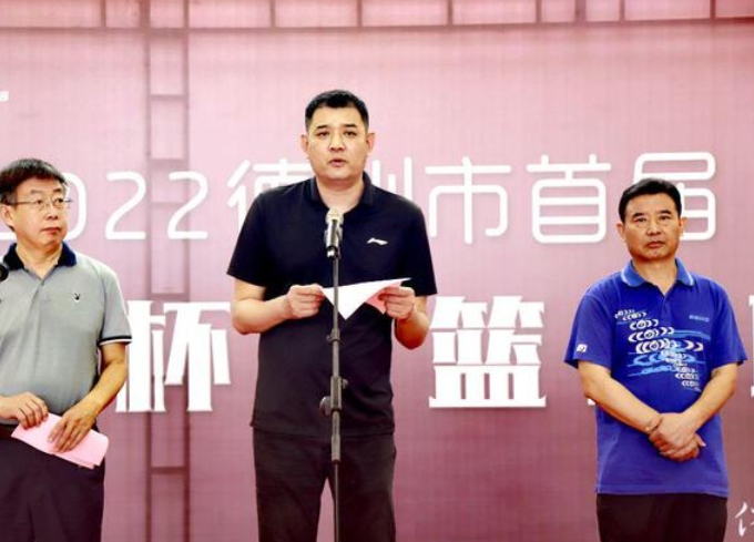 福建某地村BA开幕，巩晓彬、巴特尔、郑海霞等篮球名宿到场助阵，增添明星色彩。央视