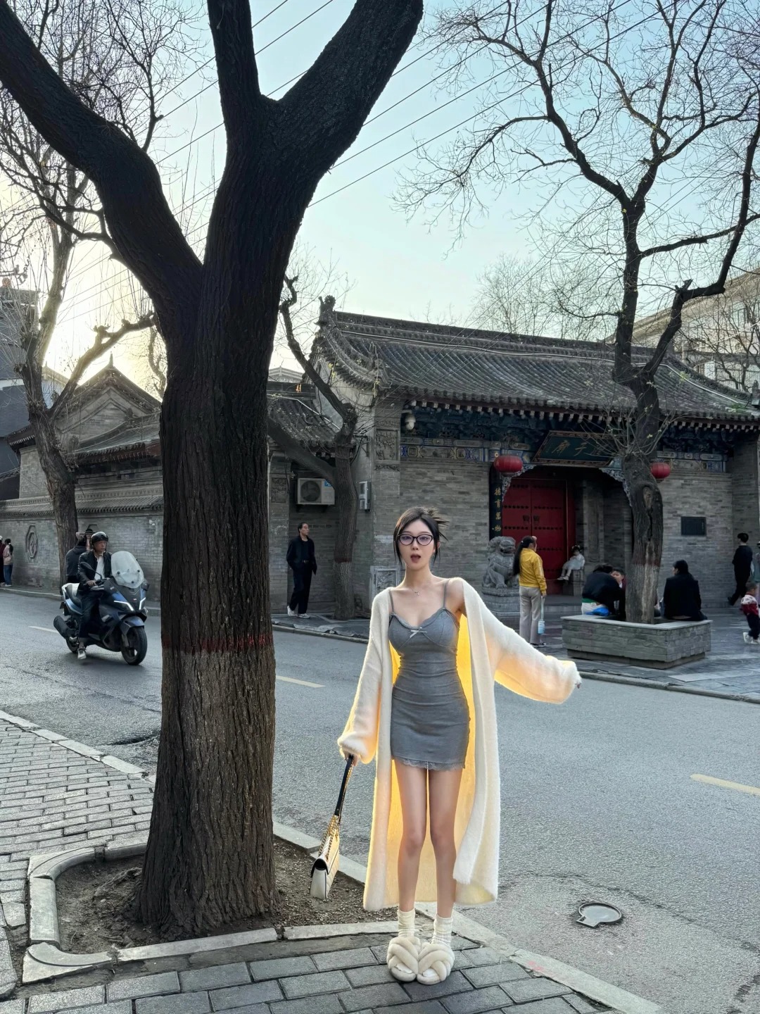 西安🚏湘子庙街
有种在北京胡同走街串巷的感觉
和朋友悠悠闲闲citywalk?