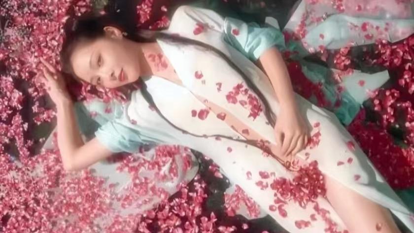 同样演“林黛玉”，87版陈晓旭和34岁蒋梦婕与25岁张淼怡对比，网友：她说的林黛玉，感觉像孙悟空？