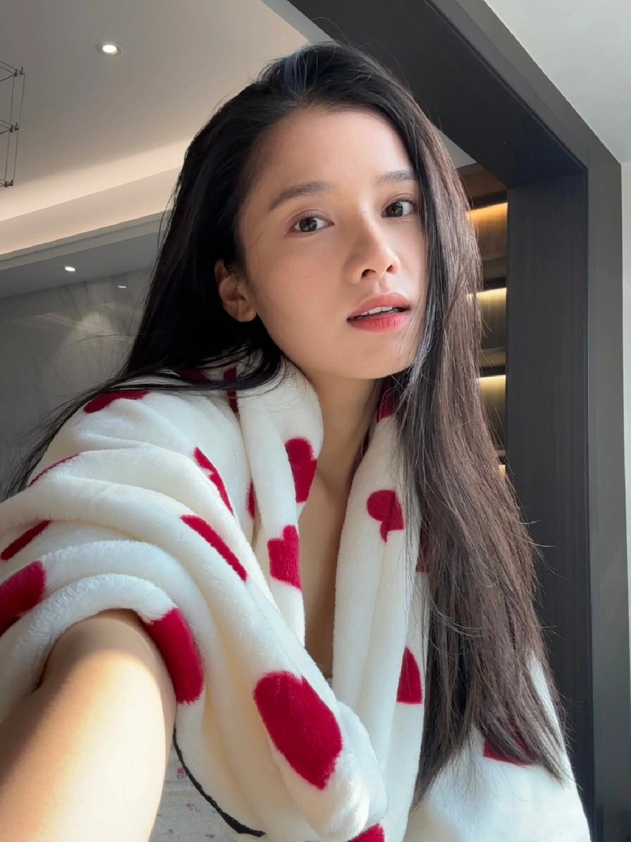 公主自拍真好看
