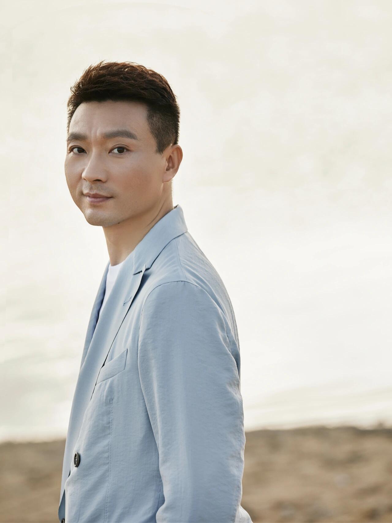 康辉：结婚22年不要孩子，如今他后悔了