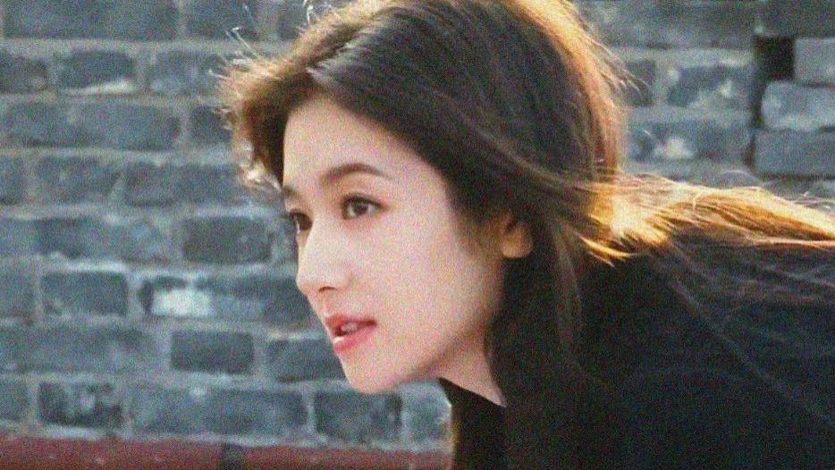 李兰迪“咬笔盖”在韩网火了，王阳当年的评价，终于有人信了