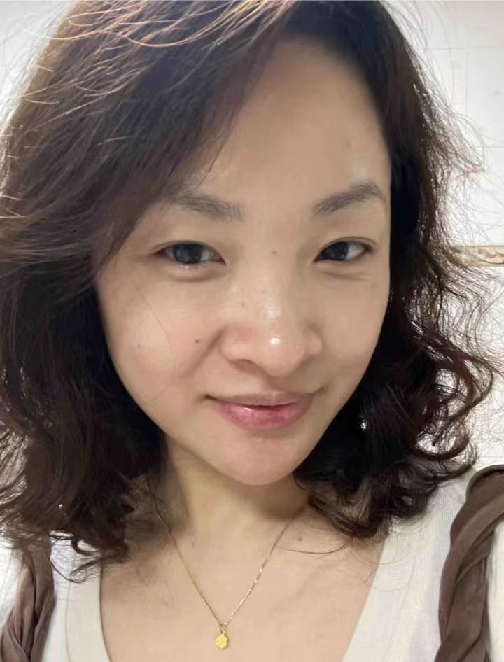 22岁的素颜长得像32岁的少妇，太悲哀了