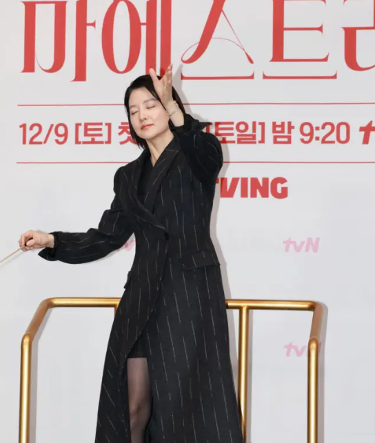 说实话“韩国国花”只能想到李英爱！