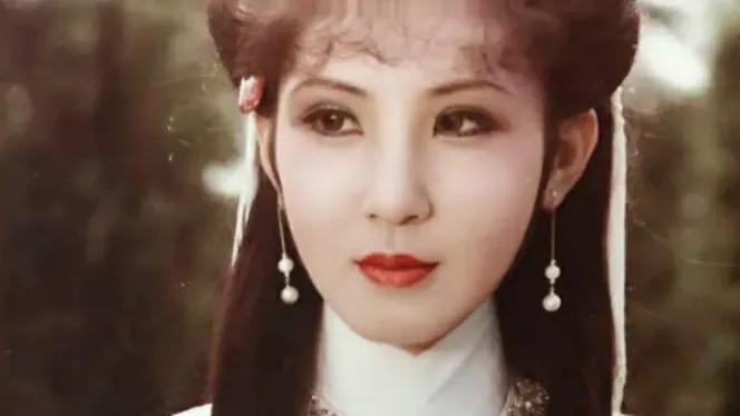 辣眼睛的西门大妈，20年前竟然这么美？怪不得古龙特意为她写了1部小说