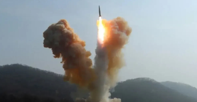 两名乌克兰高级消息人士告诉路透社，俄罗斯军队自 12 月下旬以来向乌克兰发射的朝