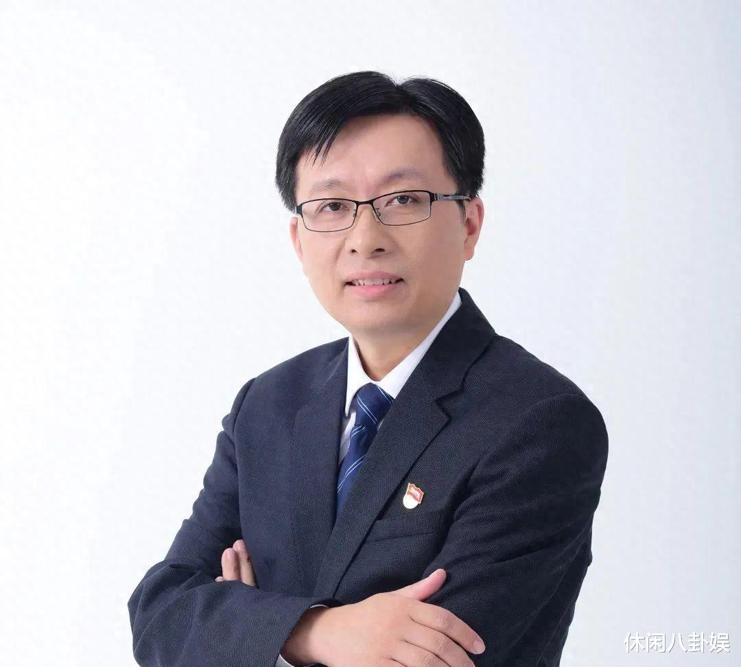 上海大新闻! 任宁被查! 他是医院执行院长, 今年51岁, 浙江温州人