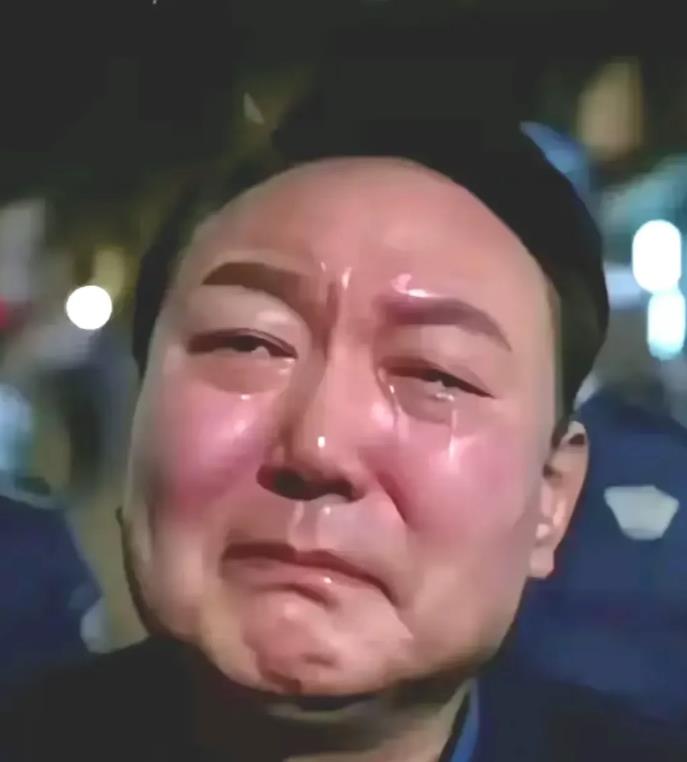 尹锡悦都已经自身难保了
还要就美国山火问题他敢站出发声
他这样做其实就是为了自己