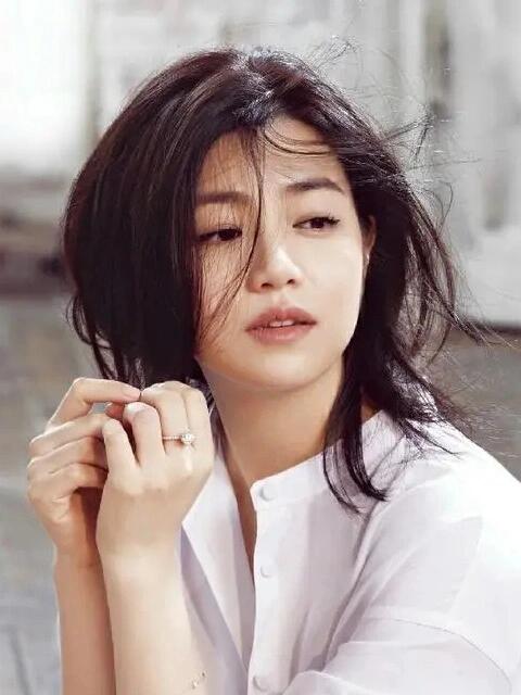 娱乐圈再度掀起波澜，知名女星陈妍希被曝婚