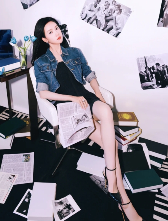 陈都灵身姿曼妙