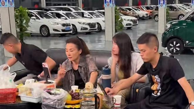 流量战场风云起：玩车研习社的新策略