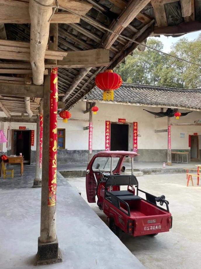 穷和懒是两码事，千万不要小瞧一个爱干净的人
