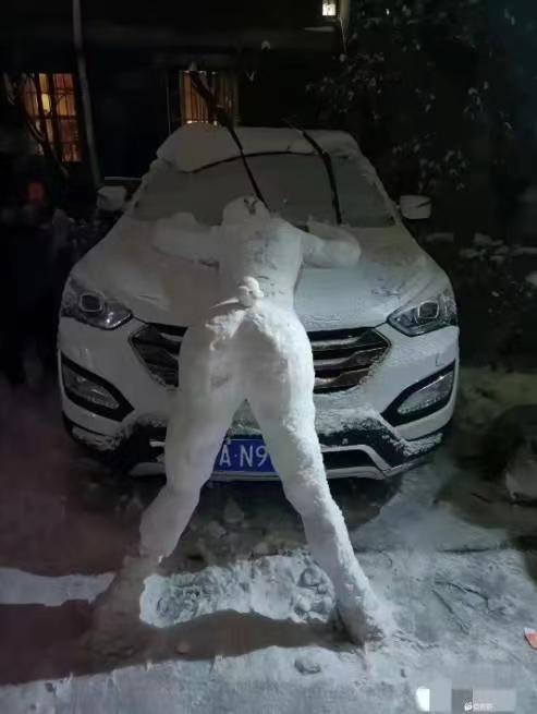这雪人堆的有技术