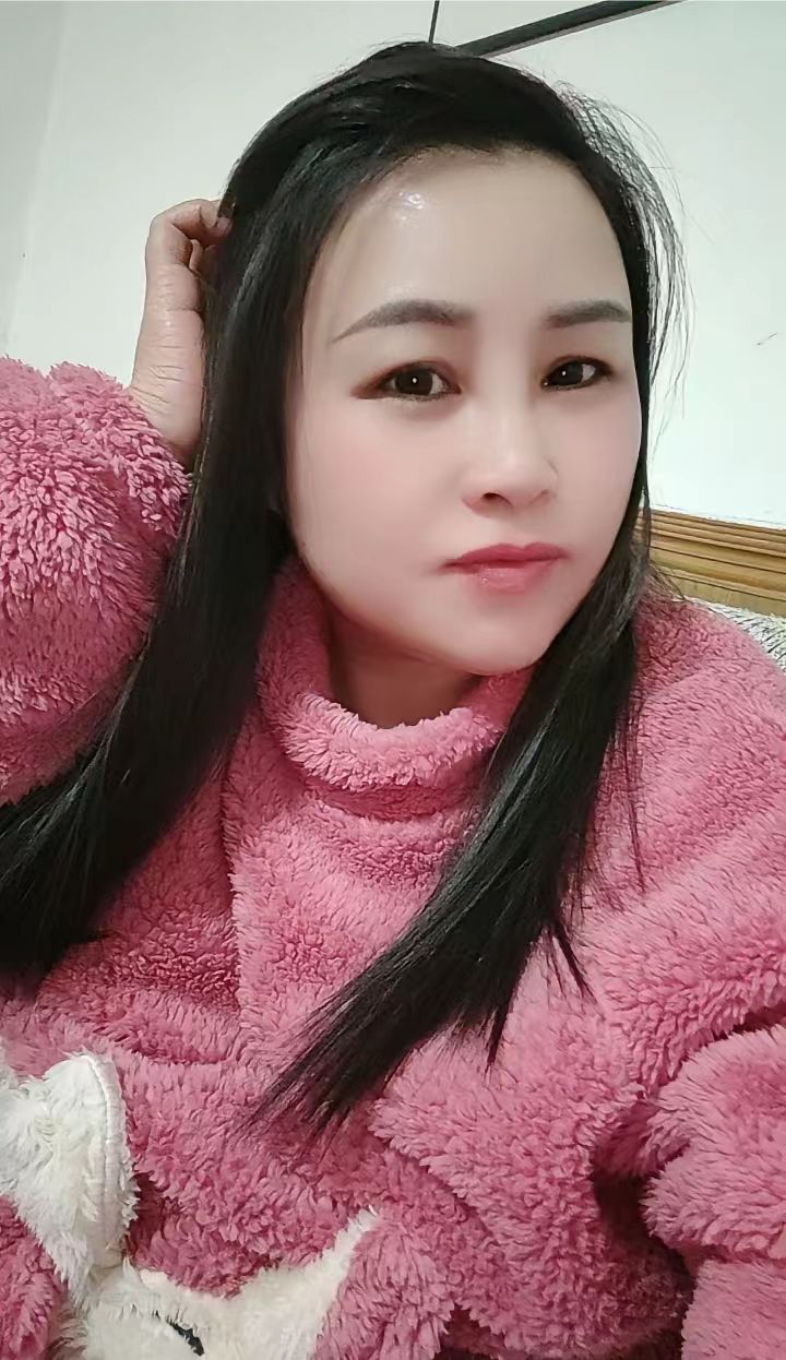 回农村过年天天就是穿睡衣，有跟我一样的吗
