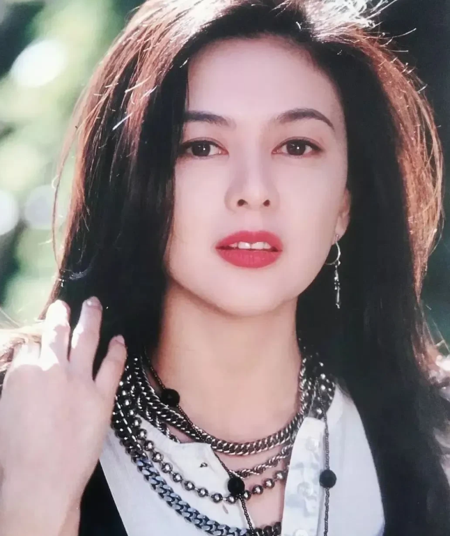一次，小s问刘德华:“在你心目中，有一个美女名单吗？”刘德华马上就说:“有啊、有