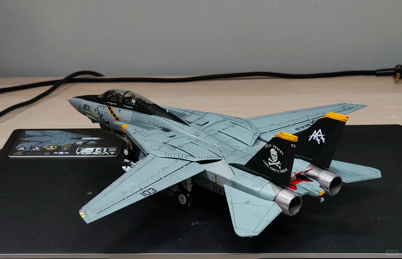 到手初印象：JC 1/72 F-14B VF103最终巡航
全新到手的热乎大猫，