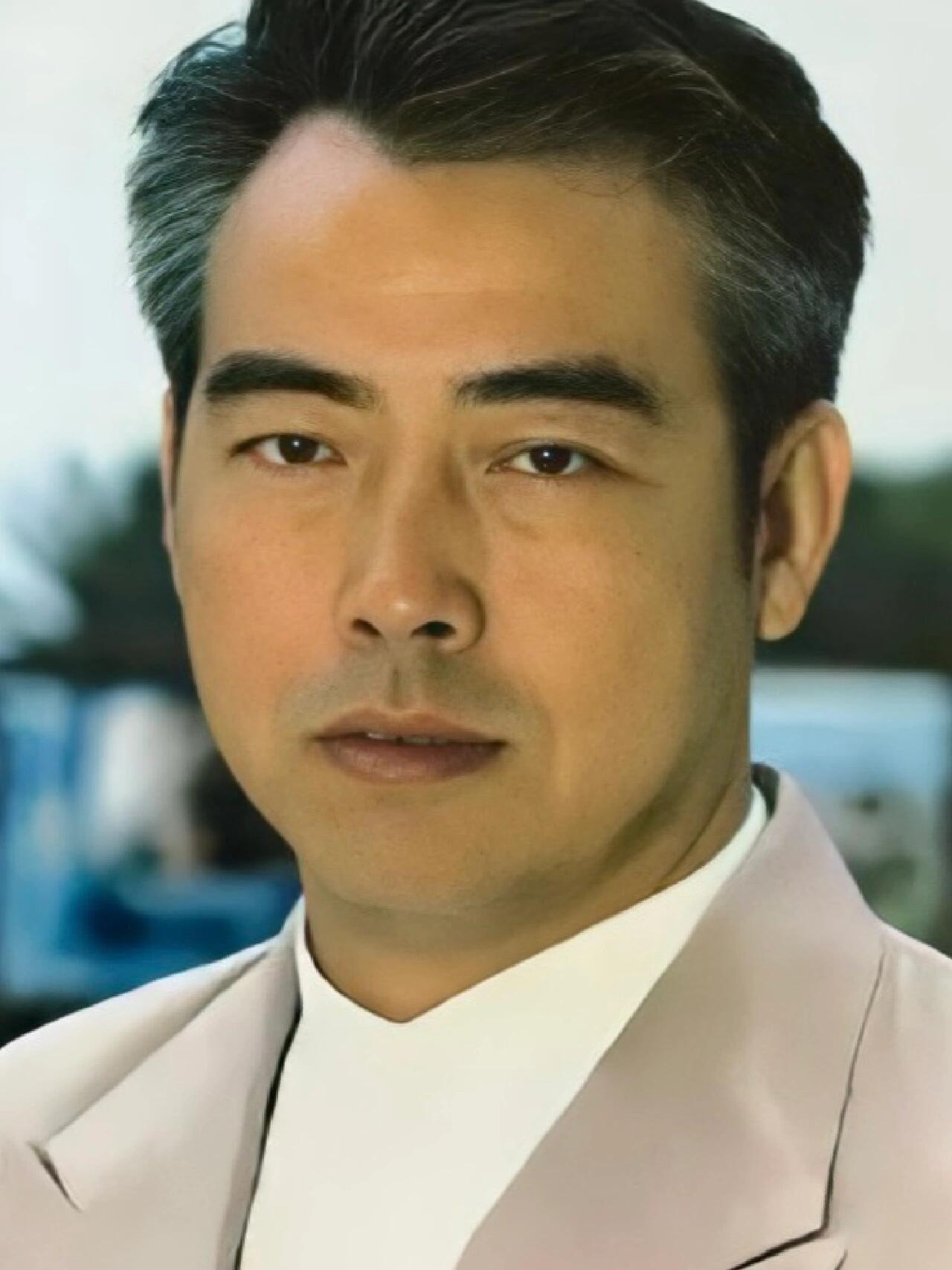 论阿瑟他爸陈凯歌年轻颜值水平！