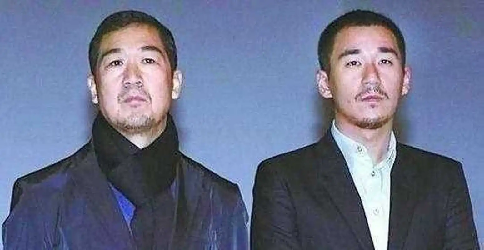 这一次，再也没人管张默了！定居泰国、高调炫富，张国立也没辙（张默是什么国籍）-第11张图片-九妖电影