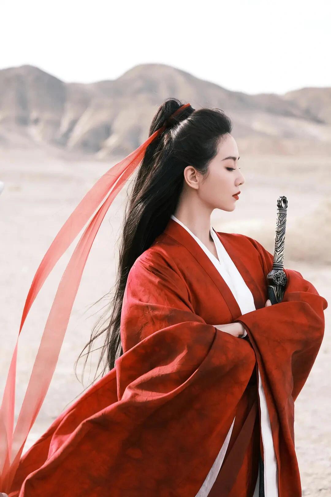 刘诗诗：从龙葵到任如意，不变的白月光