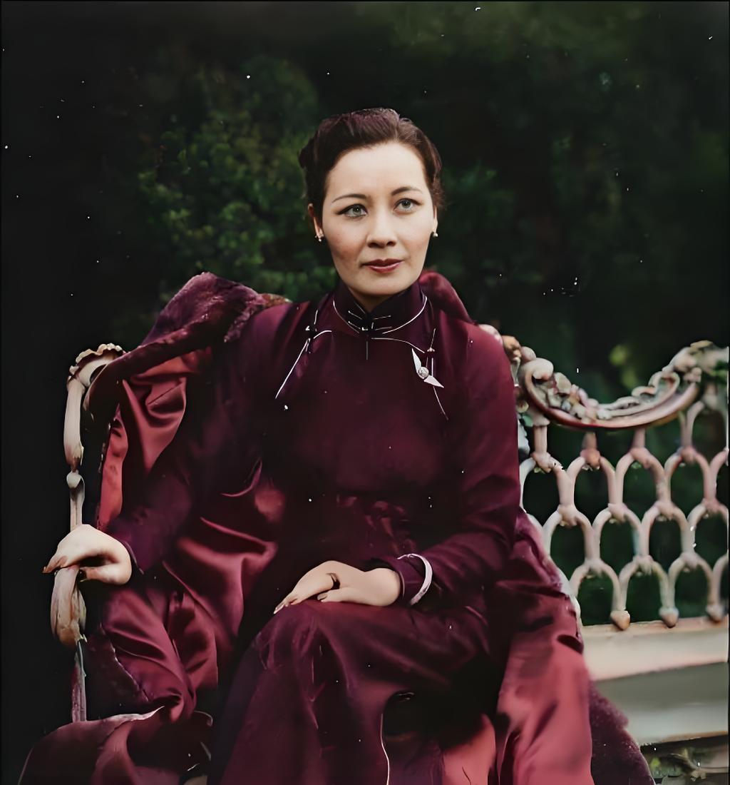 1943年，美国。蒋宋美龄。