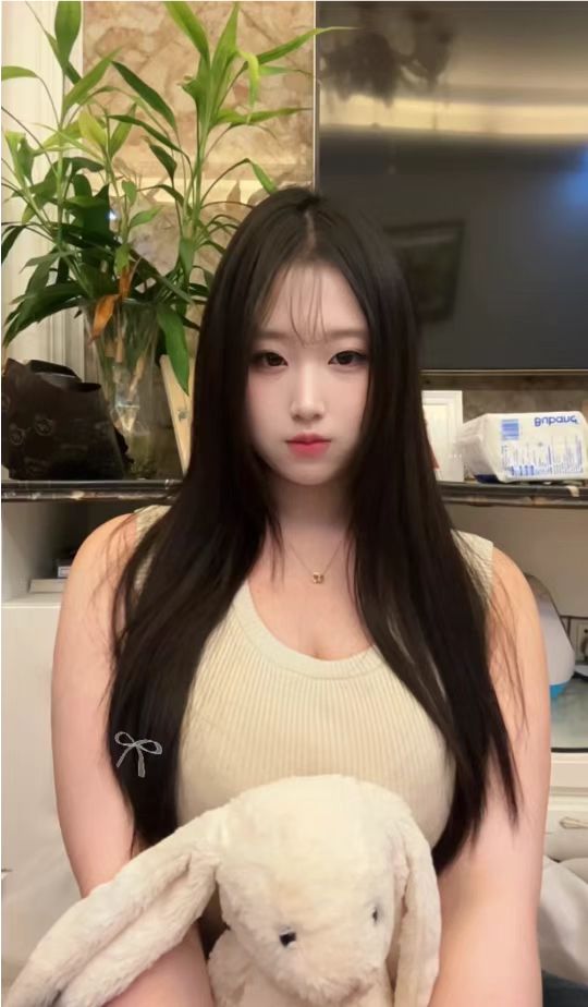 25岁的女儿单身没人追，一直都为她很苦恼
