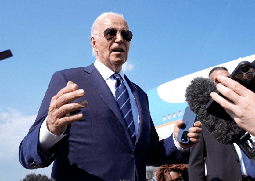 拜登最近的两句话，听起来像是在暗示自己可能要退场了！
第一句：副总统哈里斯有朝一