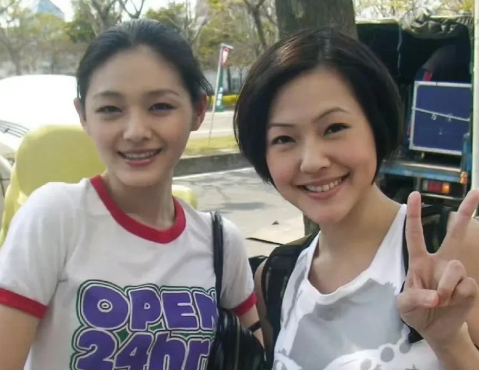 大小s的婚姻其实都不怎么样，但是小s总体来说，还是比姐姐相对幸运一点，因为她婆家