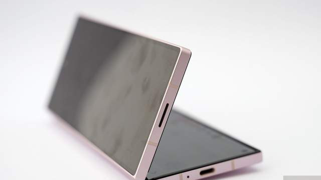 三星Galaxy Z Fold：超2亿像素折叠革新，轻薄变焦新境界