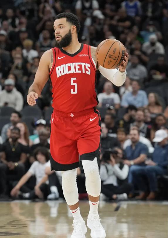 NBA杯赛，火箭96-111雷霆，这5个人看的明明白白

1，亚历山大：上半场状