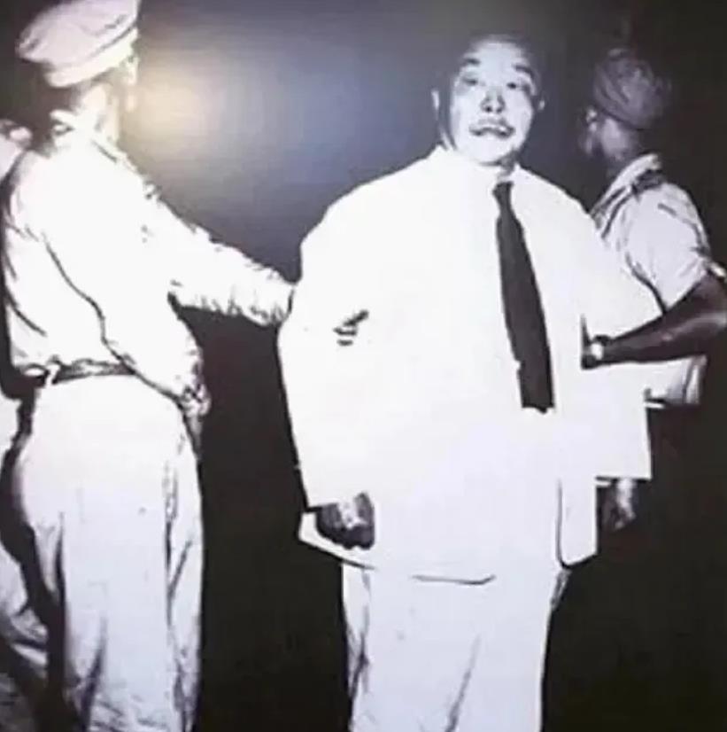 1950年，国军上将陈仪被押去刑场枪毙，监刑的蒋鼎文给他送来酒菜，陈仪却说：“不