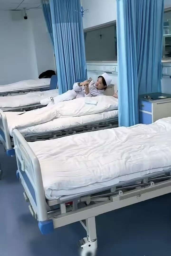 我说兄弟怎么一直不出院…
