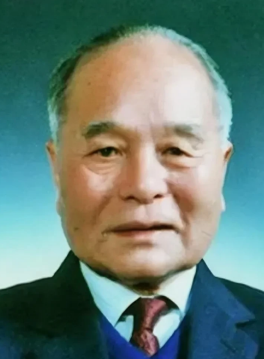 泪目了！爱国教授郑强说过：“中国六大荣誉拿一个就不简单，就算把死了的人算上全中国