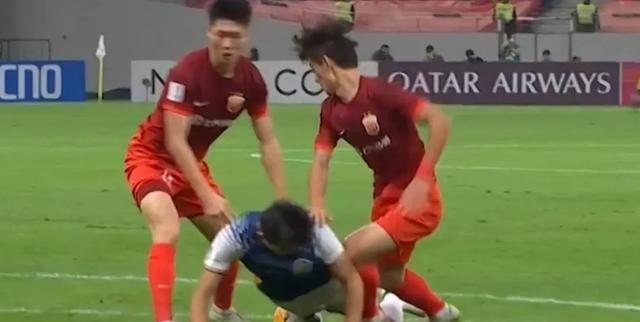 随着海港1-1光州，神户1-3首败，亚冠最新积分榜出炉：榜首易主！