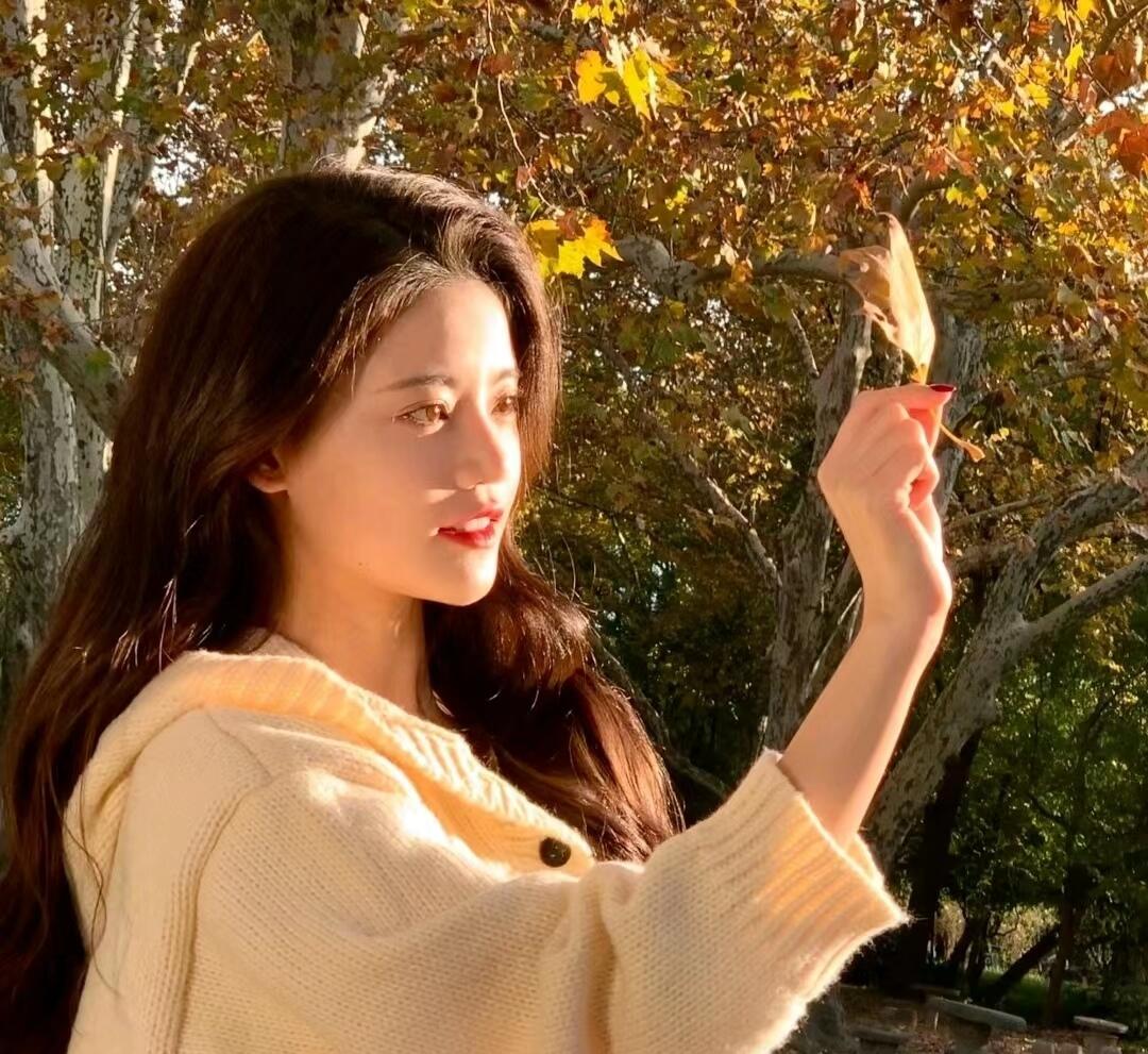 孙珍妮——脱俗而淡雅