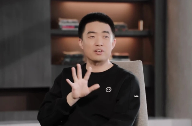 理想汽车CEO表示，他80%的时间都是用智驾行驶，当不用智驾的时候，主要是为了赶