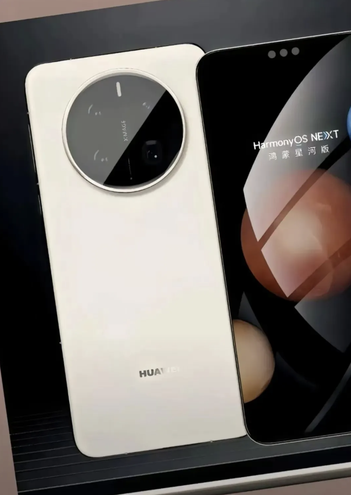 Mate70系列的外观已经曝光，依旧保持着那份让人爱不释手的舒适与优雅。这一切，