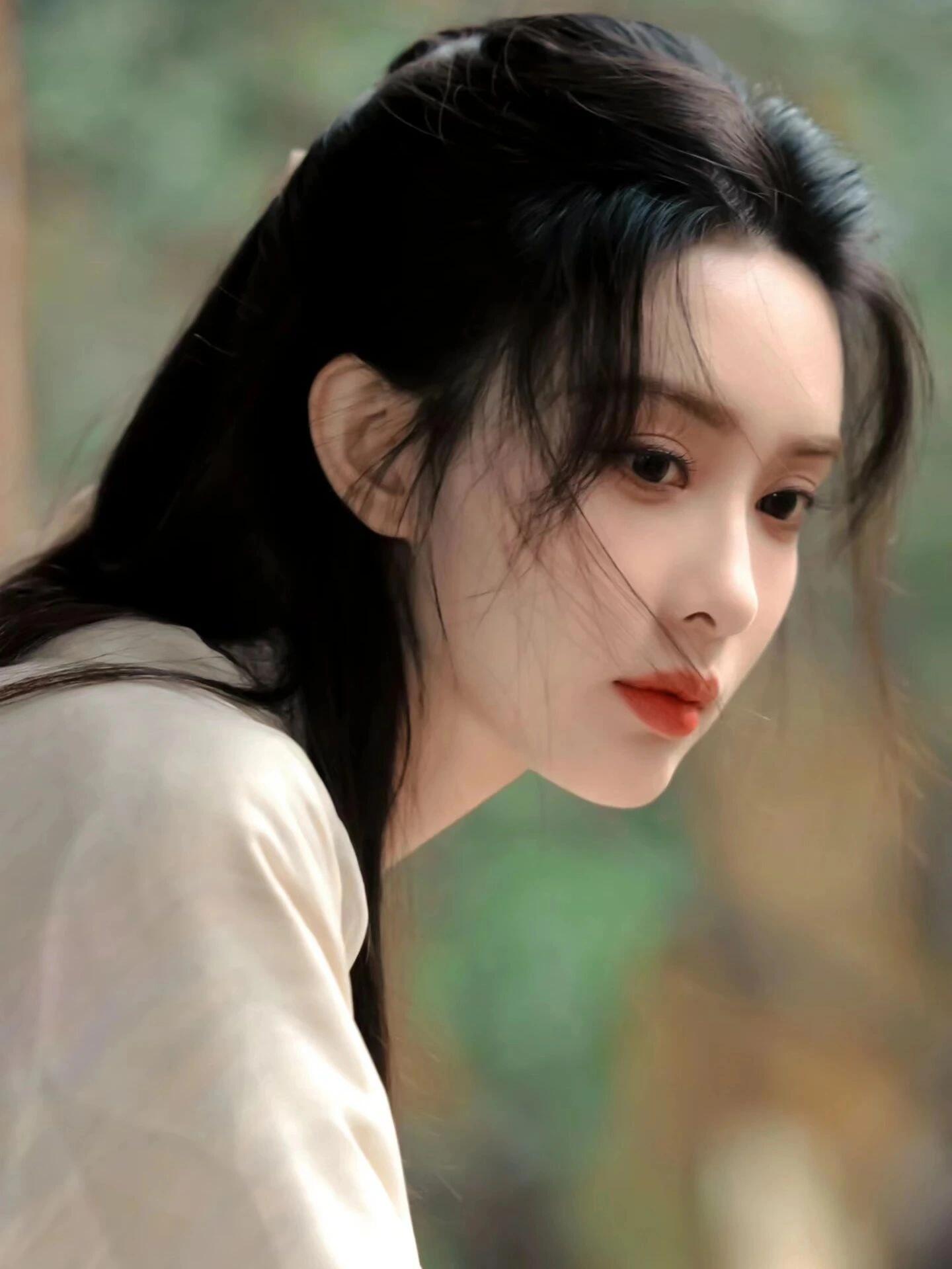 一朵坚毅不倒的花